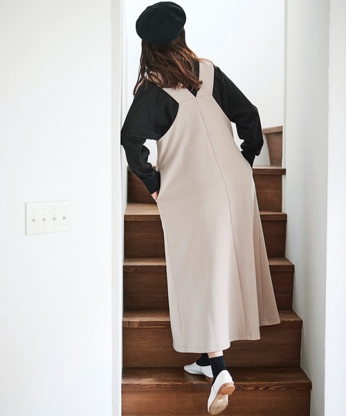 Sunny clouds（サニークラウズ）の「サニークラウズ　素敵なジャンスカ（ジャンパースカート・レディース・グレイッシュベージュ・NM/MEDIUM/LARGE/X-LARGE/XX-LARGE）」の2枚目の写真