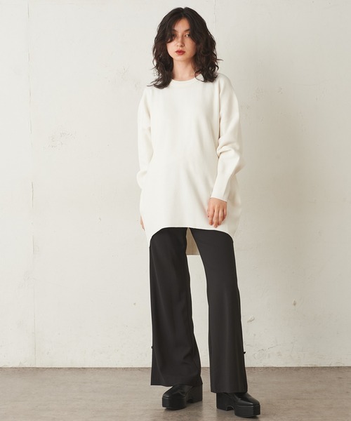 Lui's（ルイス）の「スムース編みクルーネックプルオーバー（ニット/セーター・レディース・オフホワイト/ブラック/グレー・FREE）」の12枚目の写真