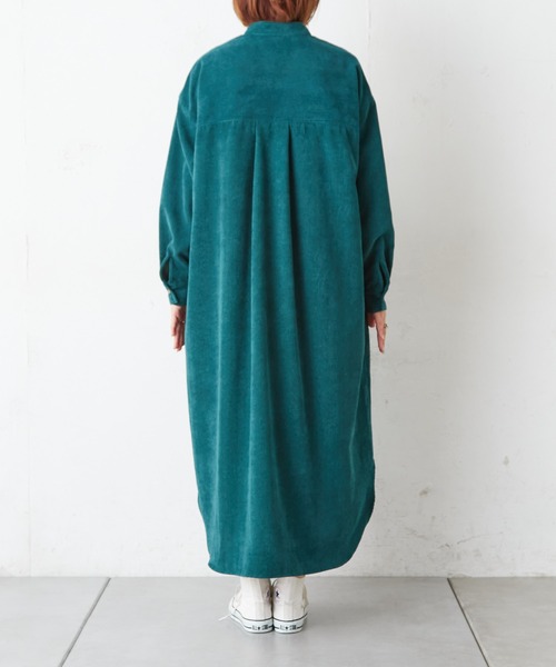 CIAOPANIC TYPY(チャオパニックティピー)の「コーデュロイシャツワンピース(ワンピース・レディース・チャコールグレー/ベージュ/グリーン/アイボリー・ONE SIZE)」の16枚目の写真