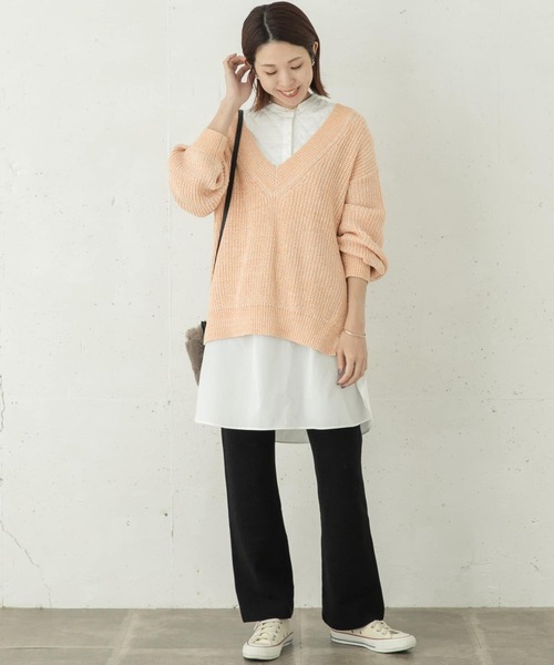 URBAN RESEARCH Sonny Label(アーバンリサーチサニーレーベル)の「深Vネックざっくりニットプルオーバー(ニット/セーター・レディース・オレンジ系その他/グリーン系その他/ホワイト系その他・FREE)」の12枚目の写真