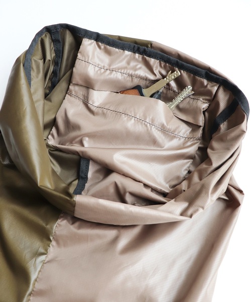 AlexanderLeeChang（アレキサンダーリーチャン）の「5050 POCKETABLE DAYPAC（バックパック/リュック・メンズ・ネイビー/グレー/ブルー・ONESIZE）」の6枚目の写真