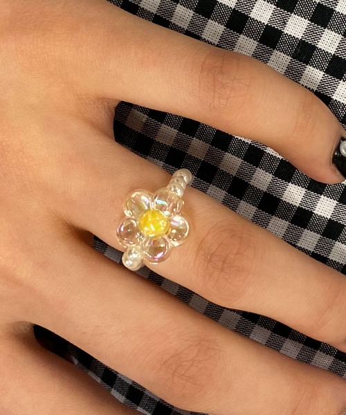 WEGO（ウィゴー）の「WEGO/フラワーパールリング（リング・レディース・パープル/イエロー・FREE）」の2枚目の写真