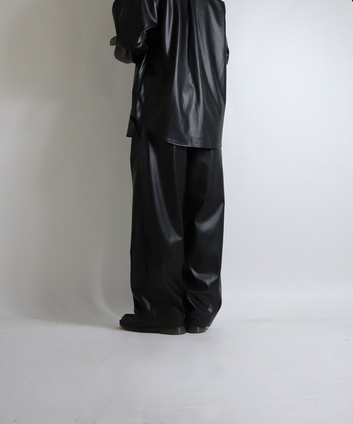 Confirm（コンファーム）の「Confirm / コンファーム 【セットアップ対応】シンセティックレザーワイドパンツ（その他パンツ・メンズ・ブラック/グレー/ベージュ/ブラウン・M/L）」の7枚目の写真