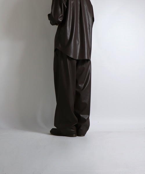Confirm（コンファーム）の「Confirm / コンファーム 【セットアップ対応】シンセティックレザーワイドパンツ（その他パンツ・メンズ・ブラック/グレー/ベージュ/ブラウン・M/L）」の14枚目の写真