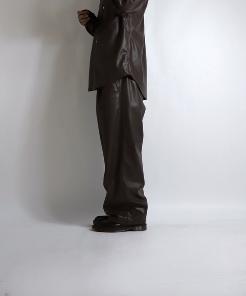 Confirm（コンファーム）の「Confirm / コンファーム 【セットアップ対応】シンセティックレザーワイドパンツ（その他パンツ・メンズ・ブラック/グレー/ベージュ/ブラウン・M/L）」の11枚目の写真