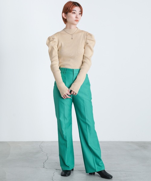 select MOCA(セレクトモカ)の「2021 AW プチハイネックパワーショルダーリブニットトップス(Tシャツ/カットソー・レディース・ブラック/グリーン/アイボリー/テラコッタ・FREE)」の6枚目の写真