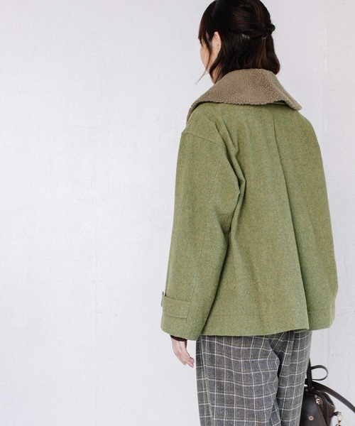 POU DOU DOU(プードゥドゥ)の「ボア付きショートコート(その他アウター・レディース・ベージュ/ブラウン/イエロー・3)」の7枚目の写真