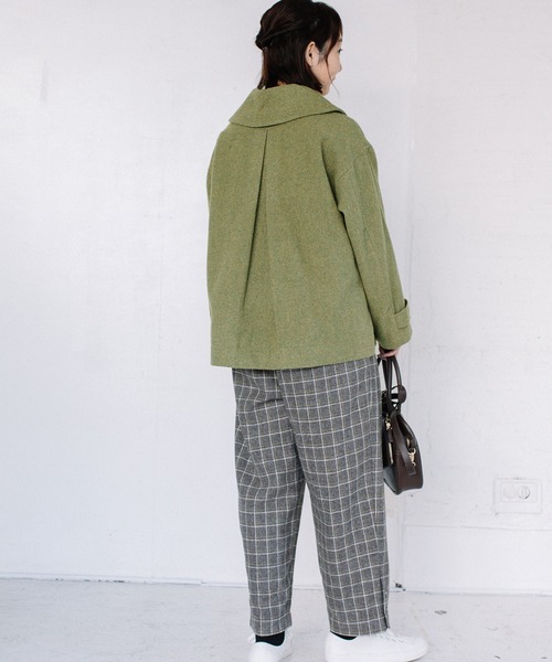 POU DOU DOU(プードゥドゥ)の「ボア付きショートコート(その他アウター・レディース・ベージュ/ブラウン/イエロー・3)」の21枚目の写真