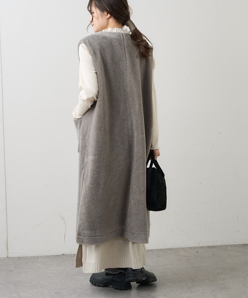 PUAL CE CIN（ピュアルセシン）の「【ウール100%】ファインボアベストコート（その他アウター・レディース・スミクロ/グレイッシュベージュ・FREE）」の4枚目の写真