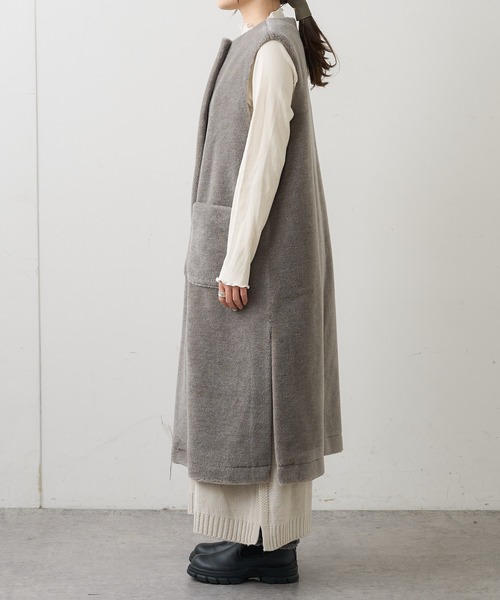 PUAL CE CIN（ピュアルセシン）の「【ウール100%】ファインボアベストコート（その他アウター・レディース・スミクロ/グレイッシュベージュ・FREE）」の9枚目の写真