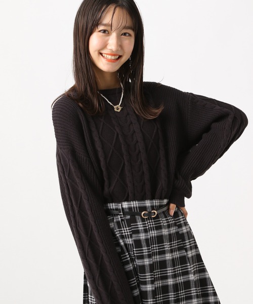 repipi armario(レピピ アルマリオ)の「【おうち洗濯可】ケーブルバルーンソデニット(ニット/セーター・キッズ・ベージュ/ブラック/アイボリー/グリーン/パープル・MEDIUM/SMALL/LARGE)」の12枚目の写真