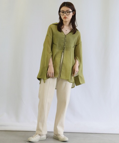 select MOCA（セレクトモカ）の「切り替えデザインオープンスリーブシアーシャツ（シャツ/ブラウス・レディース・ブラック/オフホワイト/カーキ・FREE）」の4枚目の写真