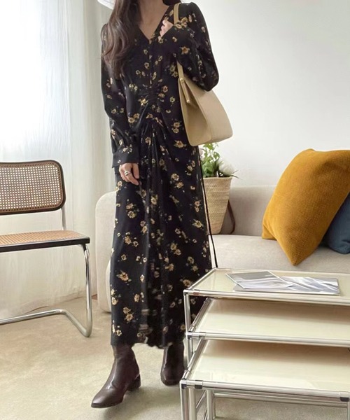 Jewelobe(ジュエローブ)の「フロントギャザーVネックフラワーワンピース(ワンピース・レディース・グリーン/ブラック/アイボリー・FREE)」の16枚目の写真
