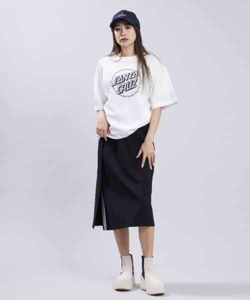 SANTA CRUZ(サンタクルーズ)の「【ZOZOタウン限定アイテム】SANTACRUZ/サンタクルーズ ビッグシルエット ビッグロゴTシャツ 502221435(Tシャツ/カットソー・レディース・ホワイト/ブラック/レッド/グリーン・M/L)」の5枚目の写真