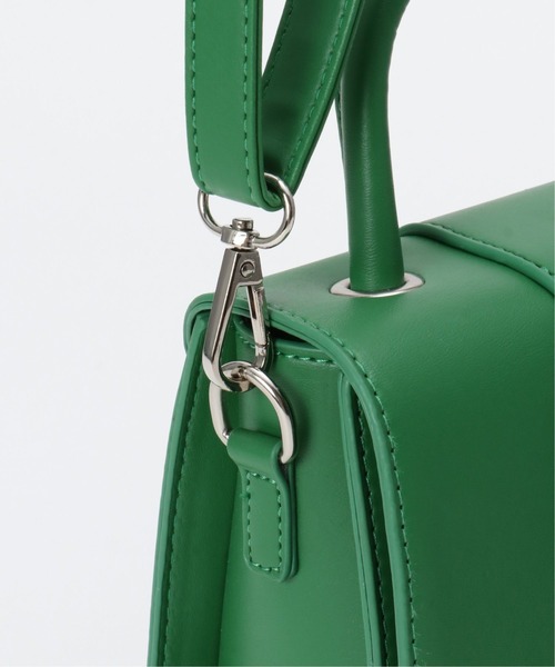 VENCEEXCHANGE(ヴァンスエクスチェンジ)の「フラップデザインワンハンドルショルダーバッグ(ショルダーバッグ・レディース・オフホワイト/ブラック/グリーン/グレー/マスタード/パープル・FREE)」の19枚目の写真