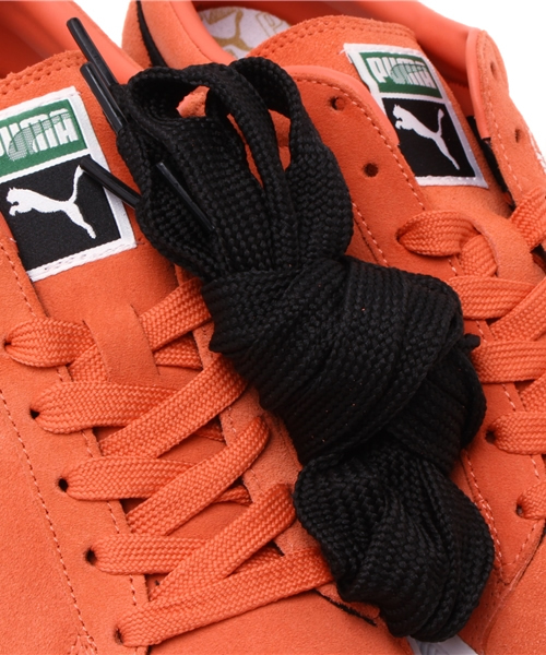 PUMA（プーマ）の「スウェード クラシック+（スニーカー・メンズ・ホワイト×グレー/ライトブルー/オレンジ・30.0cm/28.5cm/27.5cm/23cm/22.5cm/27cm/29cm/25.5cm/23.5cm/25cm/31cm/26cm/24cm/24.5cm/28cm/26.5cm）」の9枚目の写真