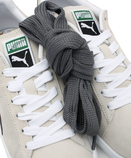 PUMA（プーマ）の「スウェード クラシック+（スニーカー・メンズ・ホワイト×グレー/ライトブルー/オレンジ・30.0cm/28.5cm/27.5cm/23cm/22.5cm/27cm/29cm/25.5cm/23.5cm/25cm/31cm/26cm/24cm/24.5cm/28cm/26.5cm）」の7枚目の写真