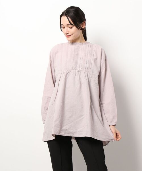 Samansa Mos2（サマンサ モスモス）の「胸元切替レースチュニック（シャツ/ブラウス・レディース・オフホワイト/ピンク/モカ/チャコール・ﾌﾘ-）」の7枚目の写真