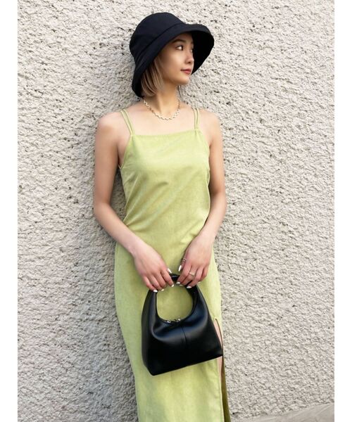 EMODA（エモダ）の「ダブルストラップスリットワンピース（ワンピース・レディース・ブラック/ライム・FREE）」の3枚目の写真