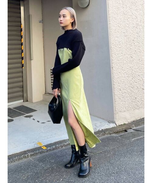 EMODA（エモダ）の「ダブルストラップスリットワンピース（ワンピース・レディース・ブラック/ライム・FREE）」の7枚目の写真