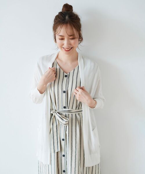 le.coeur blanc（ルクールブラン）の「カシリーレーヨンニットカーディガン（カーディガン/ボレロ・レディース・ベージュ/ネイビー/オフホワイト/ピンク・38）」の16枚目の写真