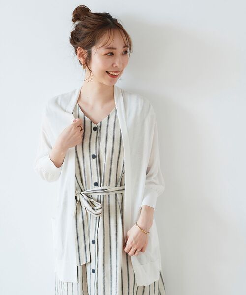 le.coeur blanc（ルクールブラン）の「カシリーレーヨンニットカーディガン（カーディガン/ボレロ・レディース・ベージュ/ネイビー/オフホワイト/ピンク・38）」の17枚目の写真