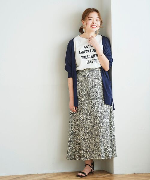 le.coeur blanc（ルクールブラン）の「カシリーレーヨンニットカーディガン（カーディガン/ボレロ・レディース・ベージュ/ネイビー/オフホワイト/ピンク・38）」の6枚目の写真