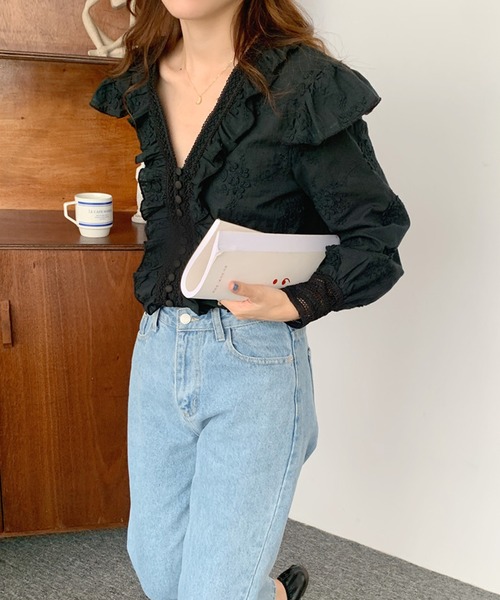 AMOUR BOX（アムールボックス）の「レースデザインフリルブラウス（シャツ/ブラウス・レディース・ホワイト/ブラック・MEDIUM/LARGE）」の7枚目の写真