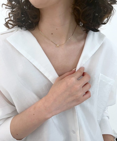 mystic（ミスティック）の「[eau un bijou]  S.clear stone necklace（ネックレス・レディース・イエロー/ブルー・ONE SIZE）」の4枚目の写真