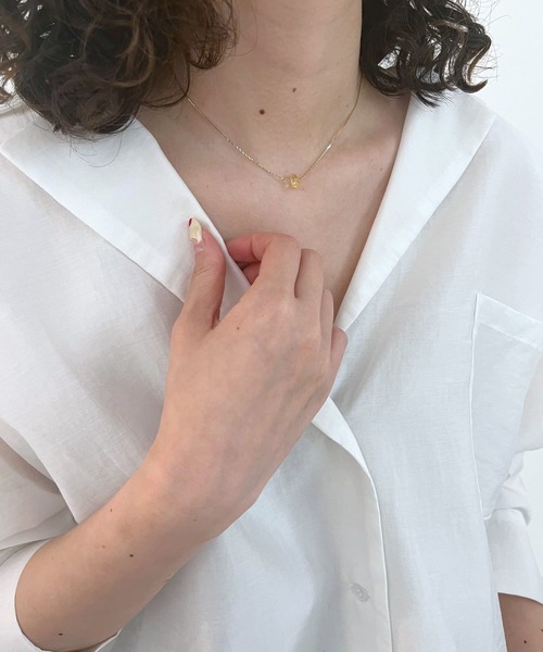 mystic（ミスティック）の「[eau un bijou]  S.clear stone necklace（ネックレス・レディース・イエロー/ブルー・ONE SIZE）」の5枚目の写真