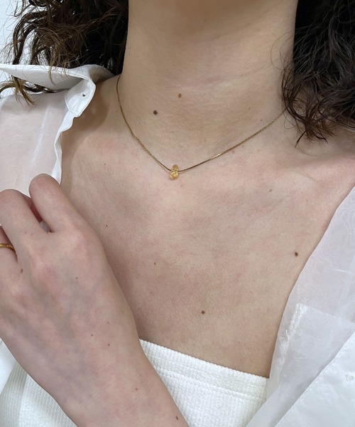 mystic（ミスティック）の「[eau un bijou]  S.clear stone necklace（ネックレス・レディース・イエロー/ブルー・ONE SIZE）」の17枚目の写真