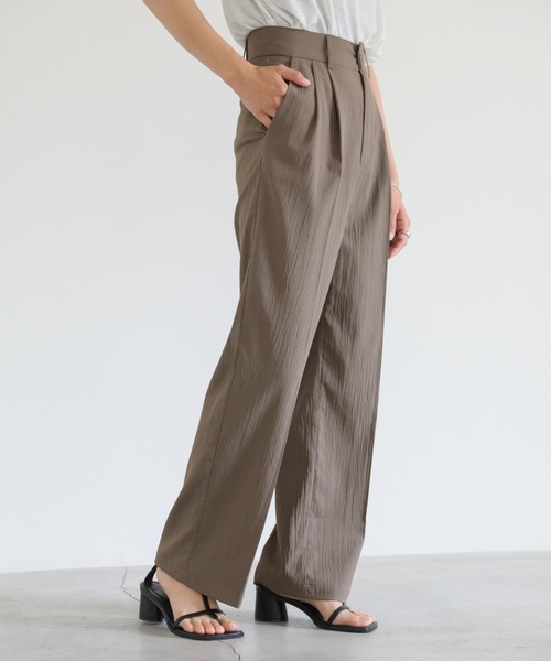 select MOCA（セレクトモカ）の「切り替えデザインジャケットセットアップ（セットアップ・レディース・ブラック/チャコールアッシュ/アイボリー・FREE）」の10枚目の写真