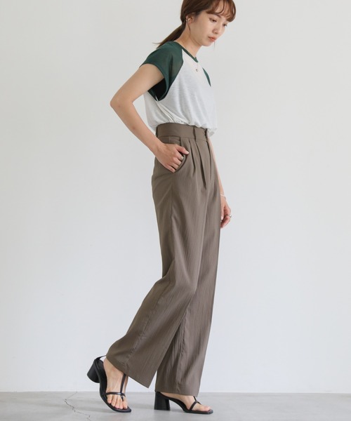 select MOCA（セレクトモカ）の「切り替えデザインジャケットセットアップ（セットアップ・レディース・ブラック/チャコールアッシュ/アイボリー・FREE）」の12枚目の写真