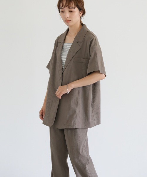 select MOCA（セレクトモカ）の「切り替えデザインジャケットセットアップ（セットアップ・レディース・ブラック/チャコールアッシュ/アイボリー・FREE）」の9枚目の写真