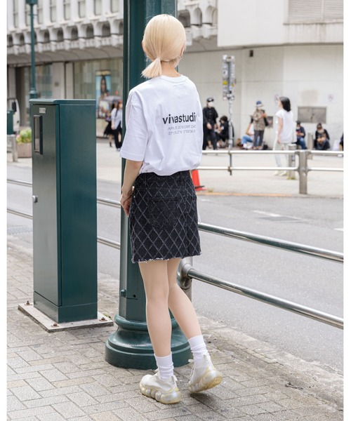 VIVASTUDIO（ビバスタジオ）の「【UNISEX】「VIVA STUDIO / ビバスタジオ 」LOCATION TEE / ロケーション 半袖Tシャツ 2295629（Tシャツ/カットソー・メンズ・ライトグレー/ホワイト/ブラック・MEDIUM/X-LARGE/SMALL/LARGE）」の8枚目の写真