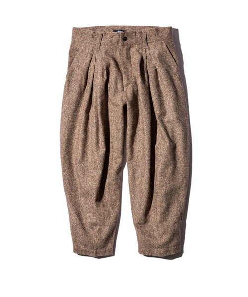 glamb(グラム)の「Octa Tuck Pants / オクタタックパンツ(その他パンツ・メンズ・ブラック/ベージュ・M/S/L)」の3枚目の写真