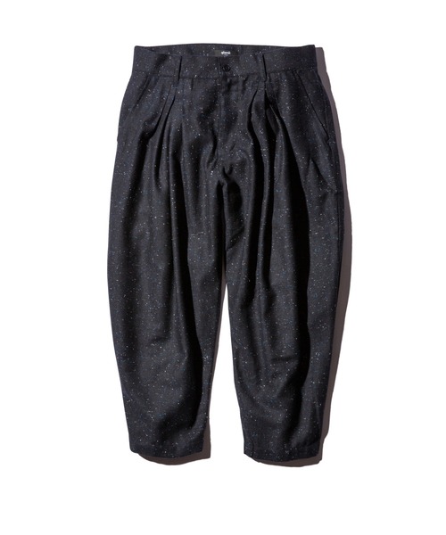 glamb(グラム)の「Octa Tuck Pants / オクタタックパンツ(その他パンツ・メンズ・ブラック/ベージュ・M/S/L)」の4枚目の写真