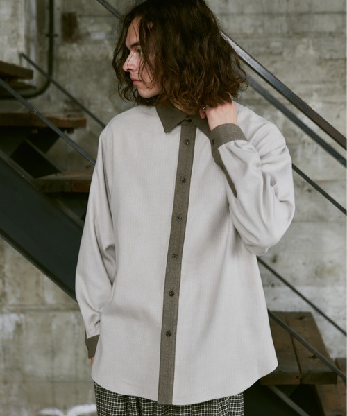 CASPER JOHN(キャスパージョン)の「Soft touch relax cleric shirts/ソフトタッチリラックスクレリックシャツ(Tシャツ/カットソー・メンズ・ホワイト/ブラウン/ブラック・SMALL/MEDIUM/LARGE)」の2枚目の写真