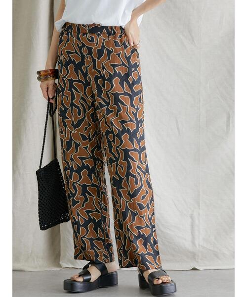 AMERICAN HOLIC（アメリカンホリック）の「アニマル柄綿サテンパンツ（その他パンツ・レディース・ダークネイビー・M/L）」の3枚目の写真