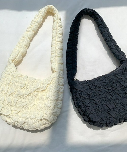 LAC-VERT（ラック・ヴェール）の「ワッフルキルティングハンドバッグ（ハンドバッグ・レディース・ホワイト/ブラック・FREE）」の19枚目の写真