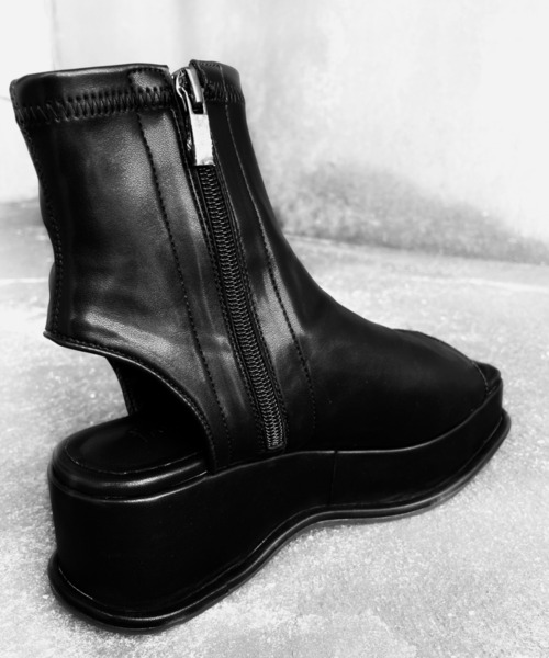 LVEU.（ラブユ.）の「Open toe volume sole boots / オープントゥボリューム（厚底）ソールブーツ(Ai select)（サンダル・レディース・ブラック・24.5cm/25.0cm/23.5cm/23.0cm/24.0cm）」の22枚目の写真