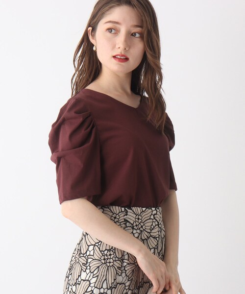 index（インデックス）の「◆Vネックタックスリーブカットソー【WEB限定サイズ】（Tシャツ/カットソー・レディース・ブラック/ボルドー/オフホワイト・36/40/42/38）」の3枚目の写真