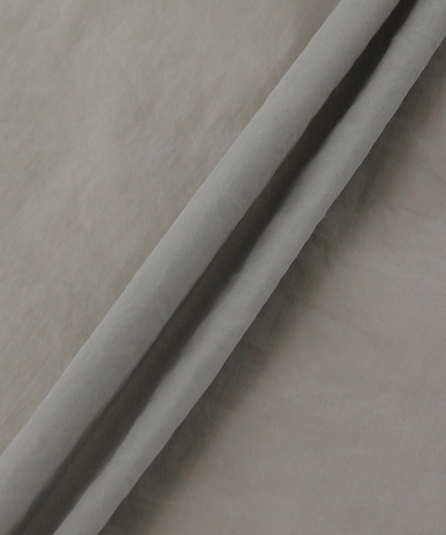 ADAM ET ROPE'（アダムエロペ）の「〈追加〉ストレッチタフタロングT（Tシャツ/カットソー・レディース・ホワイト/チャコールグレー/ライトグレー/オレンジ・FREE）」の19枚目の写真