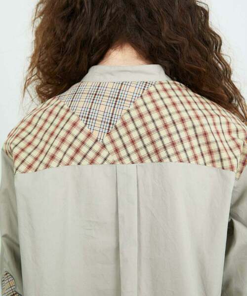 FRAPBOIS（フラボア）の「ニリーフシャツ（シャツ/ブラウス・レディース・グレー/ネイビー・2/1）」の11枚目の写真