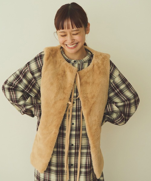 Crisp(クリスプ)の「ボアベストモッズコート(モッズコート・レディース・ベージュ/カーキ/アイボリー/ブラウン・FREE)」の8枚目の写真