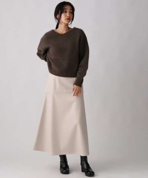 A part by(アパートバイ)の「フェイクレザースカート 157076(スカート・レディース・アイボリー/キャメル/ブラック・LARGE/MEDIUM)」の18枚目の写真