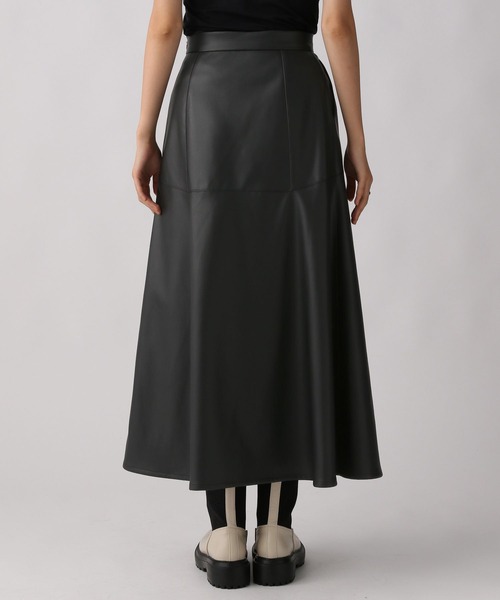 A part by(アパートバイ)の「フェイクレザースカート 157076(スカート・レディース・アイボリー/キャメル/ブラック・LARGE/MEDIUM)」の12枚目の写真