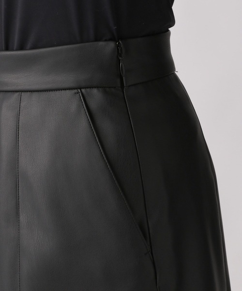 A part by(アパートバイ)の「フェイクレザースカート 157076(スカート・レディース・アイボリー/キャメル/ブラック・LARGE/MEDIUM)」の7枚目の写真