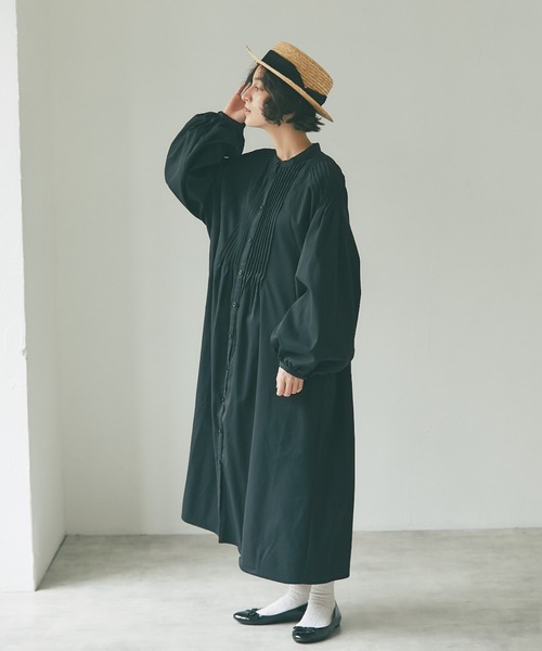 and R（アンドアール）の「シャークスキンピンタックワンピース（シャツワンピース・レディース・アイボリー/ブラック/グレイッシュブルー・FREE）」の3枚目の写真