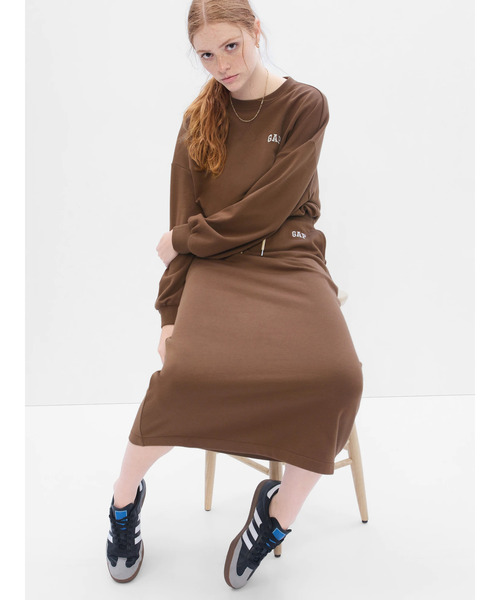 GAP（ギャップ）の「GAPミニロゴ マキシスカート（スカート・レディース・ライトグレー/ブラウン/オフホワイト/ブラック/カーキ/ベージュ/グリーン/ブルー/グリーン系その他/ベージュ系その他/ダークグリーン・XS/S/M/L/XXS）」の4枚目の写真